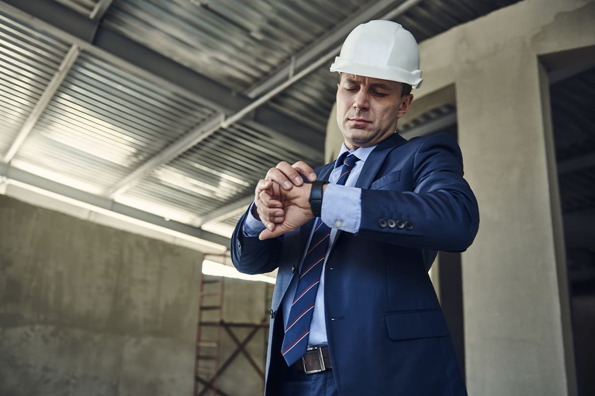 Smartwatch en la construcción y los servicios de campo